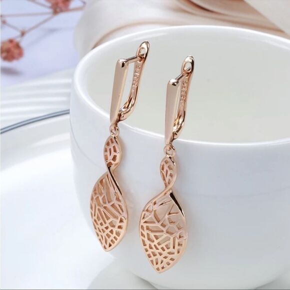 #33 Unique Dangle Drop Teardrop Earrings - Picture 2 of 5